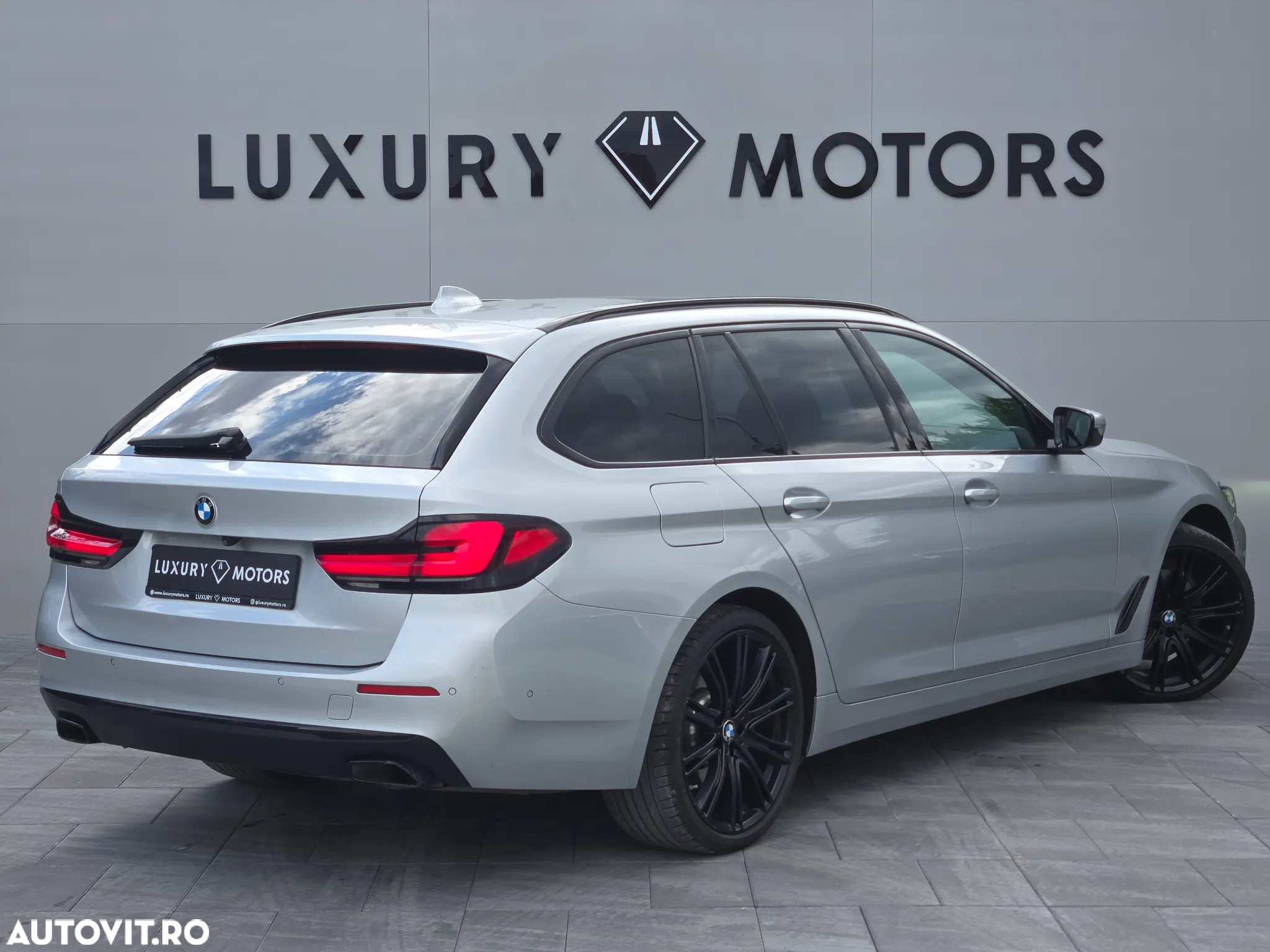 BMW Seria 5 520d Touring Aut. Luxury Line - 5