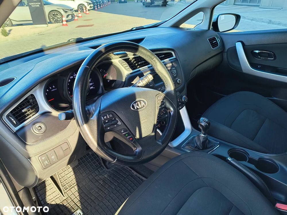 Kia Ceed 1.6 CRDi M - 8