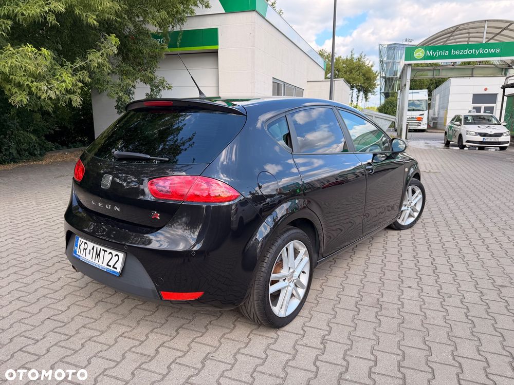 Seat Leon 2010 photo 4