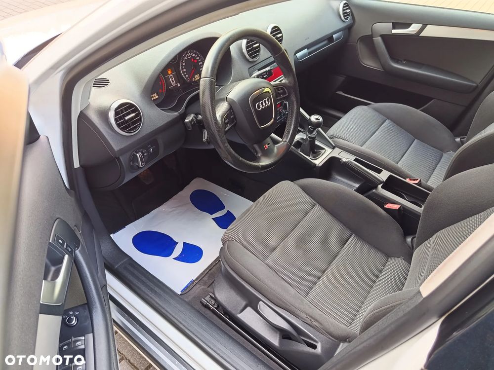 Audi A3 Sportback - 31