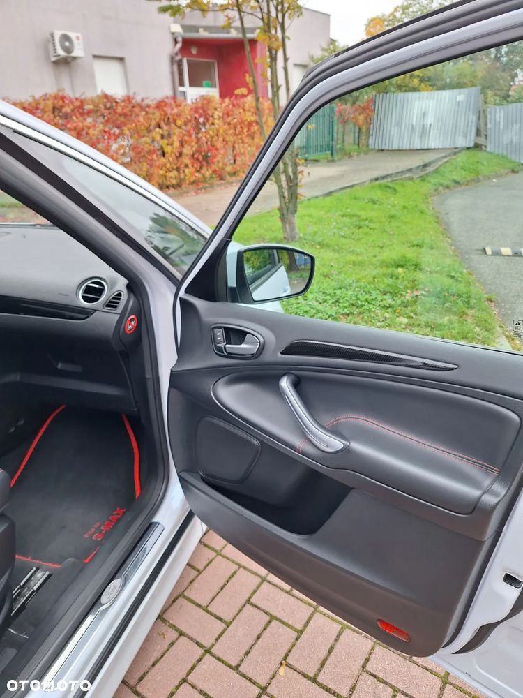Ford S-Max 2.0 EcoBoost Titanium - 11