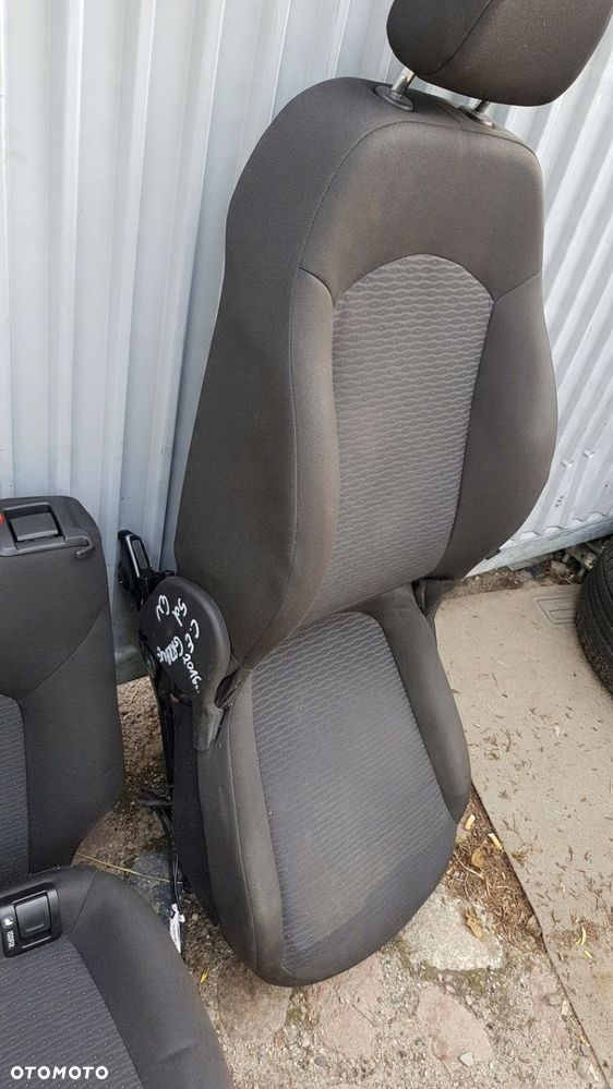 fotel kanapa tapicerka Opel Corsa E 5d - 9