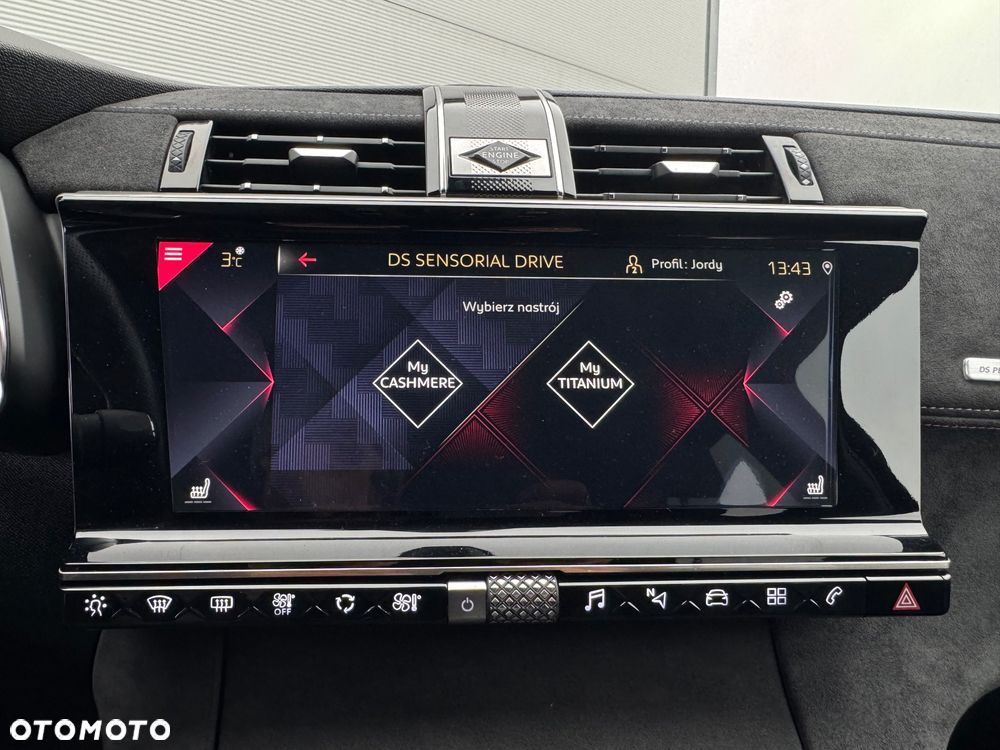 DS Automobiles DS 7 Crossback 1.6 PureTech Performance Line + - 30