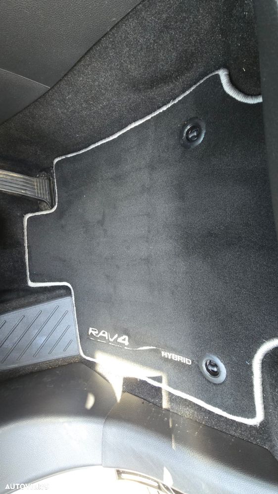 Toyota RAV4 2.5 VVT-iE 4x4 Luxury Premium - 31