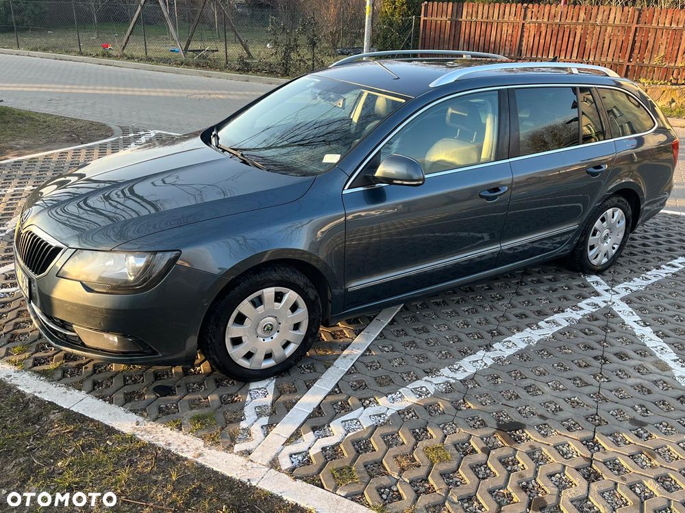 Skoda Superb 2.0 TDI 4x4 Ambition DSG - 1