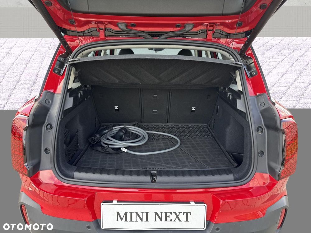 MINI Countryman E 66.5kWh Linia Classic - 24
