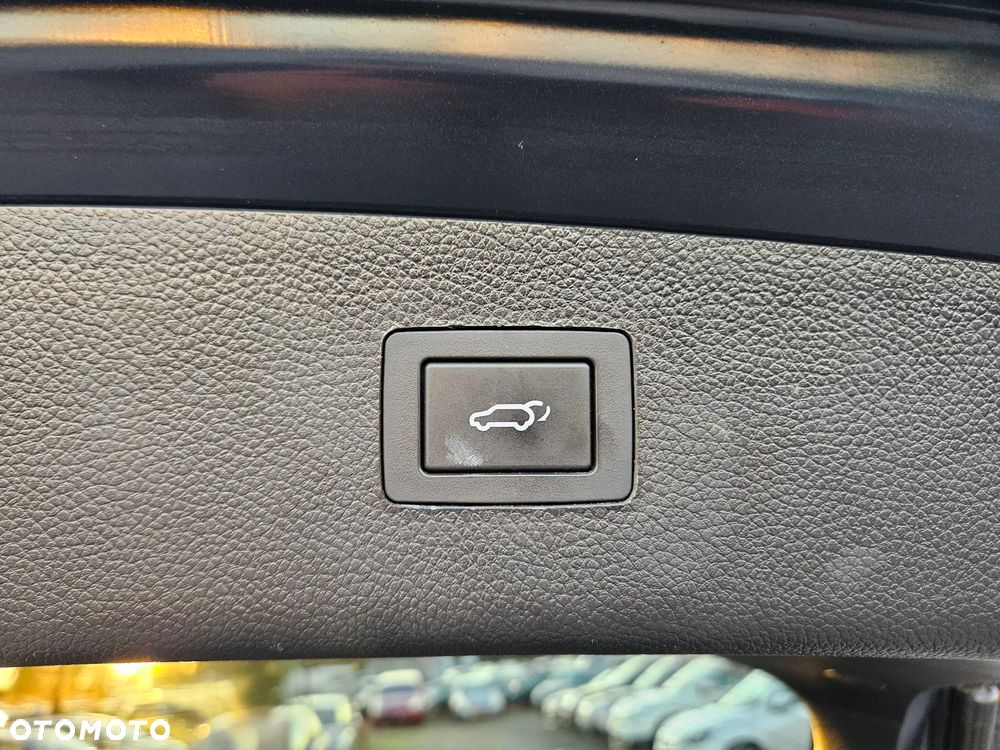 Hyundai i40 Kombi blue 1.6 CRDi DCT Space Plus - 27