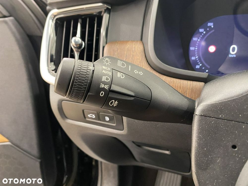 Volvo V90 T8 Recharge AWD Ultimate Dark - 26