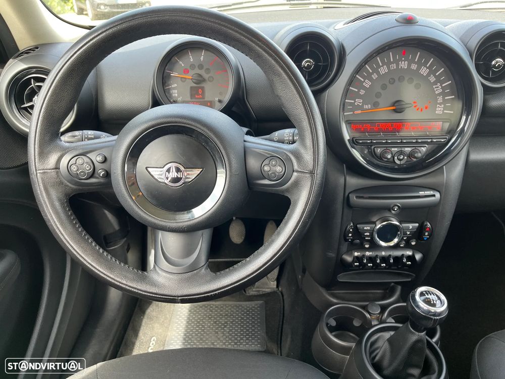 MINI Countryman Cooper D - 12