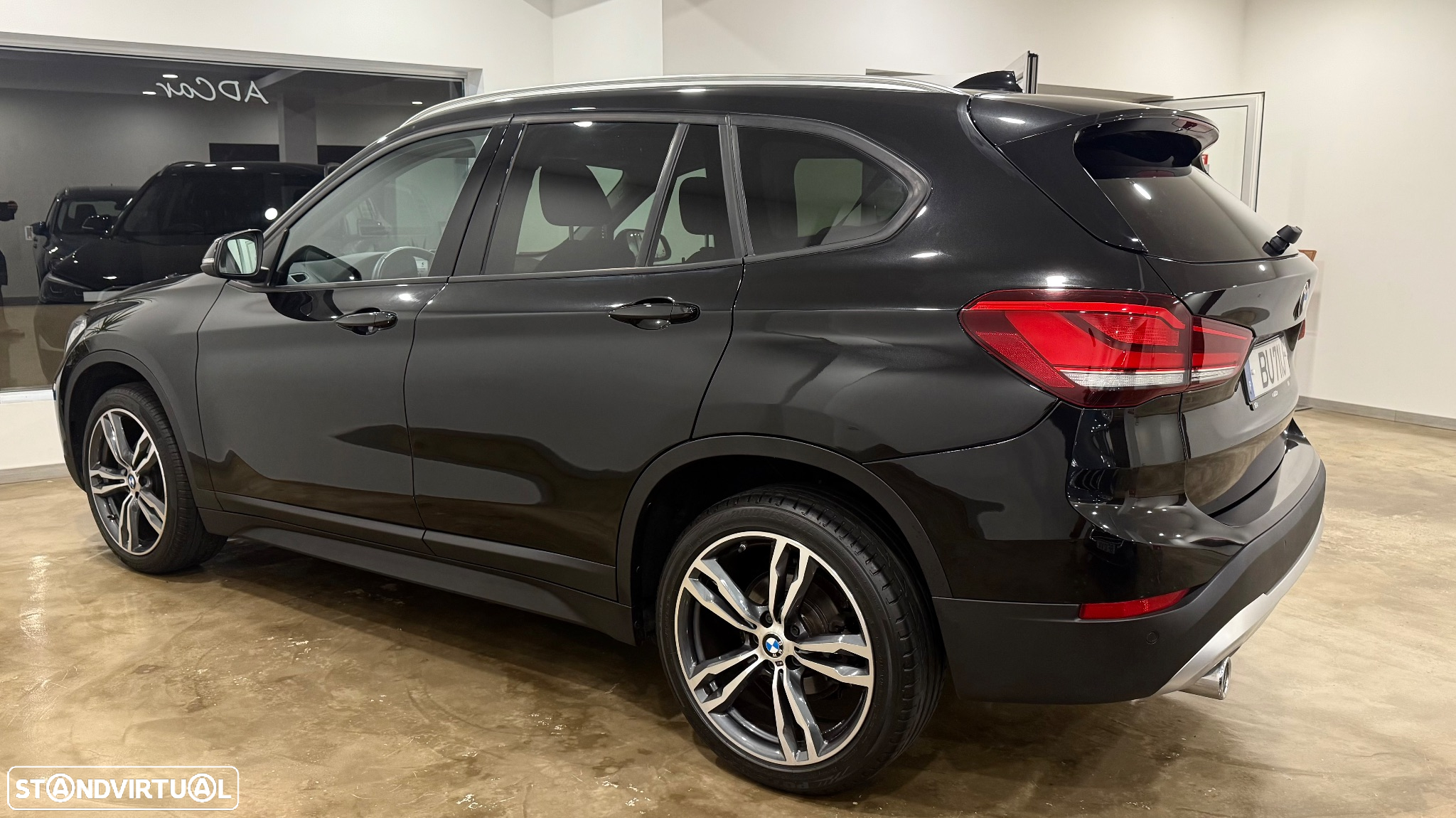 BMW X1 16 d sDrive Line Sport - 6