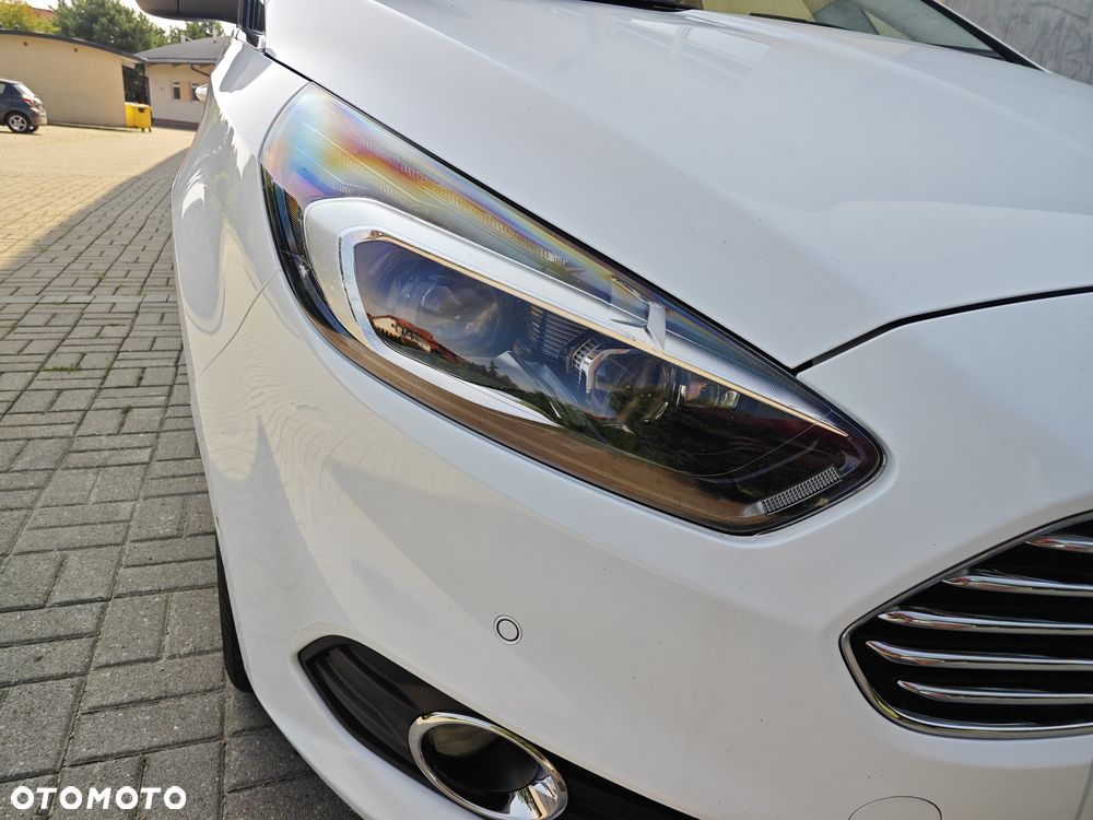 Ford S-Max - 15