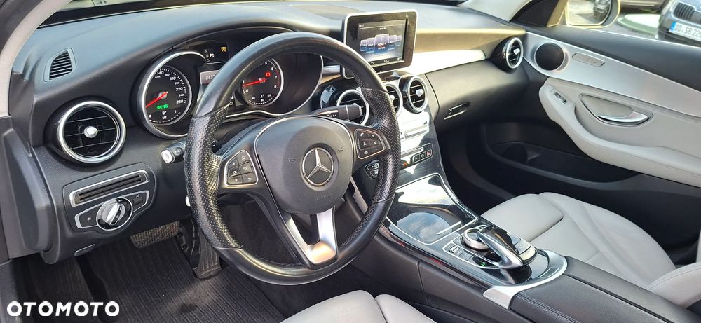 Mercedes-Benz Klasa C 180 7G-TRONIC Avantgarde - 40