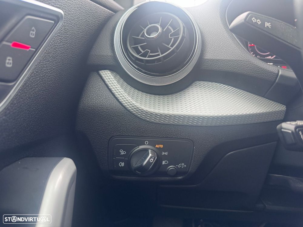 Audi Q2 1.0 TFSI - 11