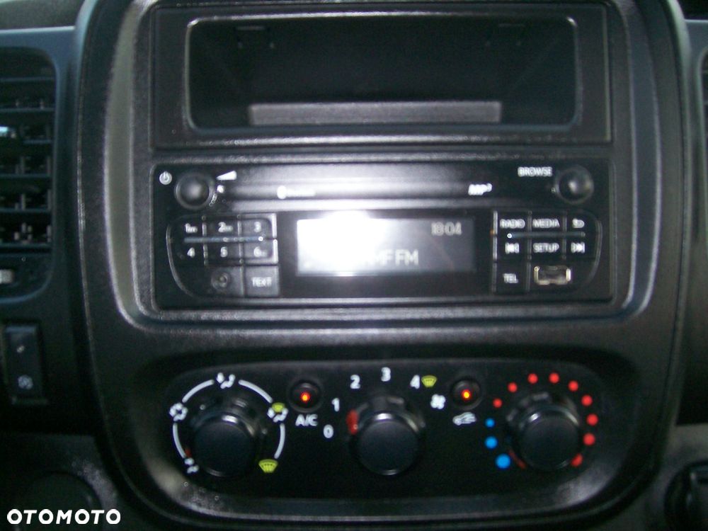 Renault Trafic - 9