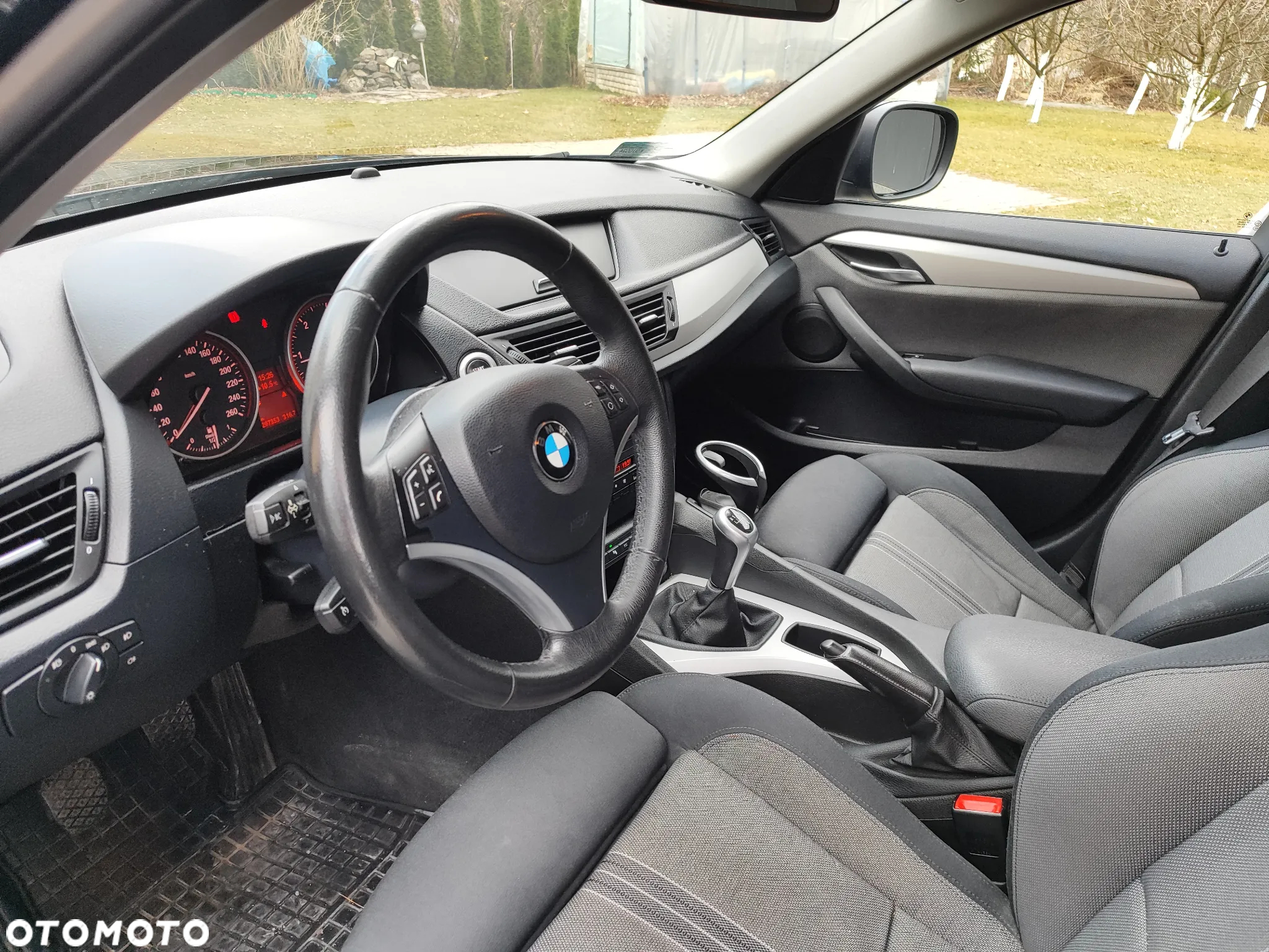 BMW X1 xDrive20d - 11