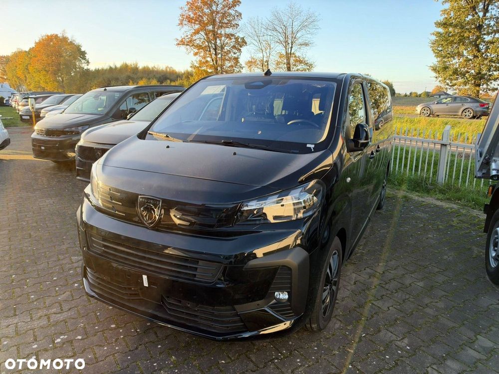 Peugeot Traveller - 2