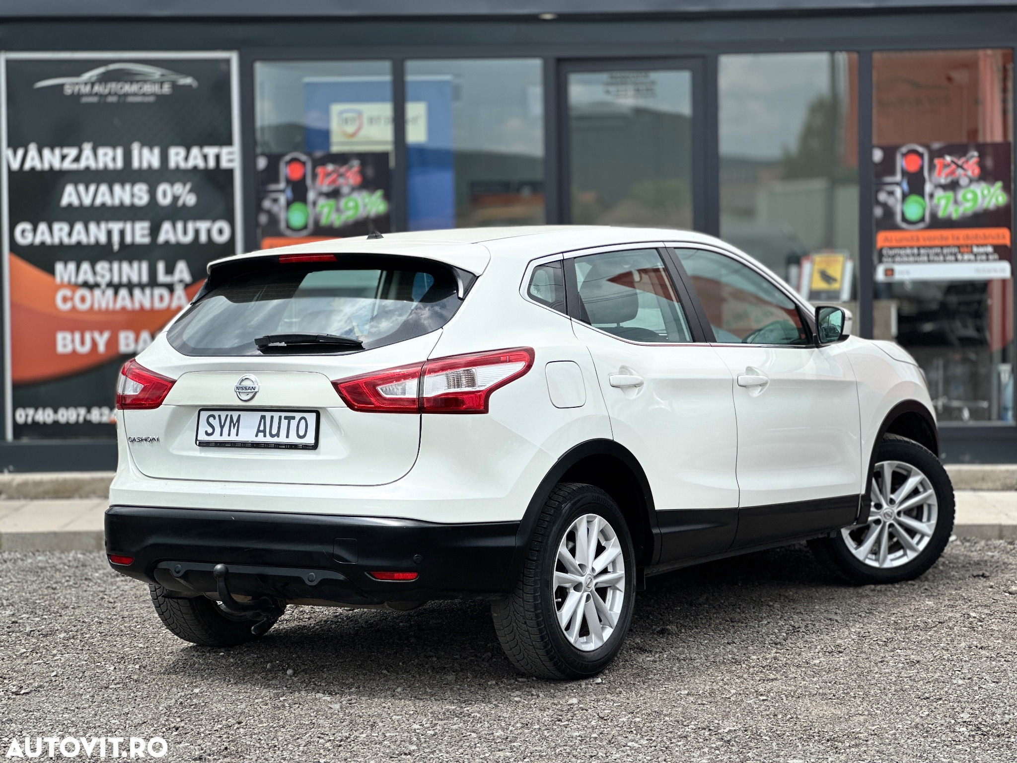 Nissan Qashqai 1.2 DIG-T N-Vision - 3