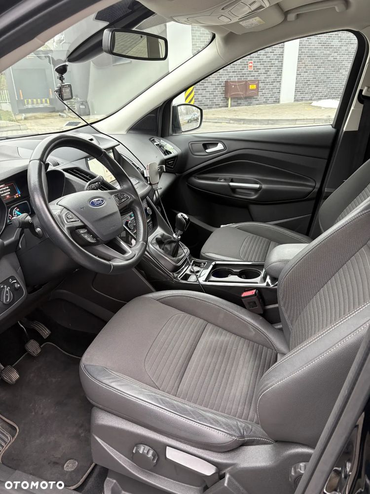 Ford Kuga 2.0 TDCi AWD Titanium - 14