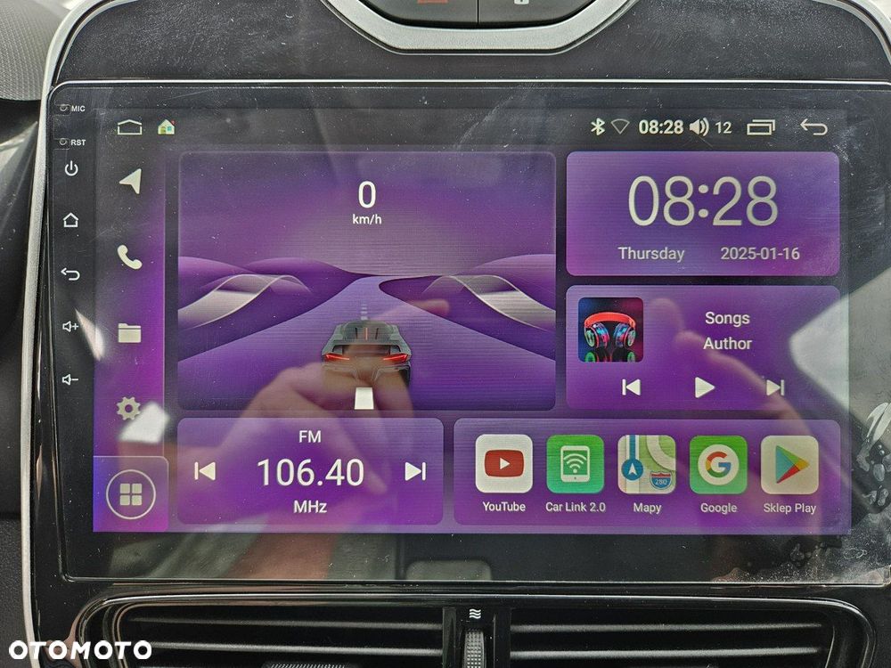 Renault Clio - 11