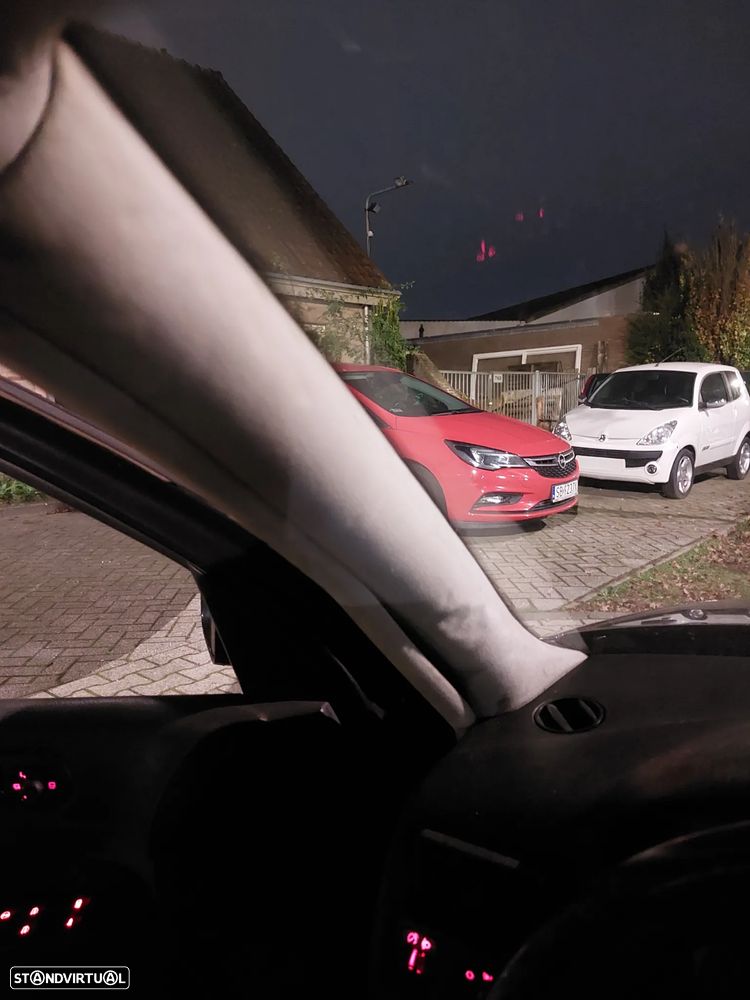 VW Golf 1.9 TDi Highline - 2