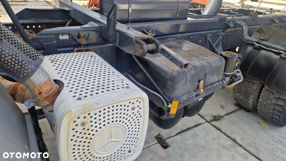 Mercedes-Benz Axor 1823 - 16