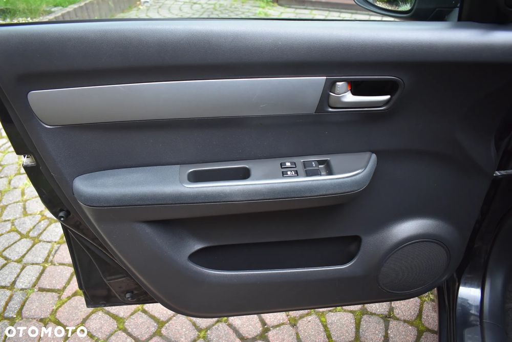 Suzuki Swift - 9