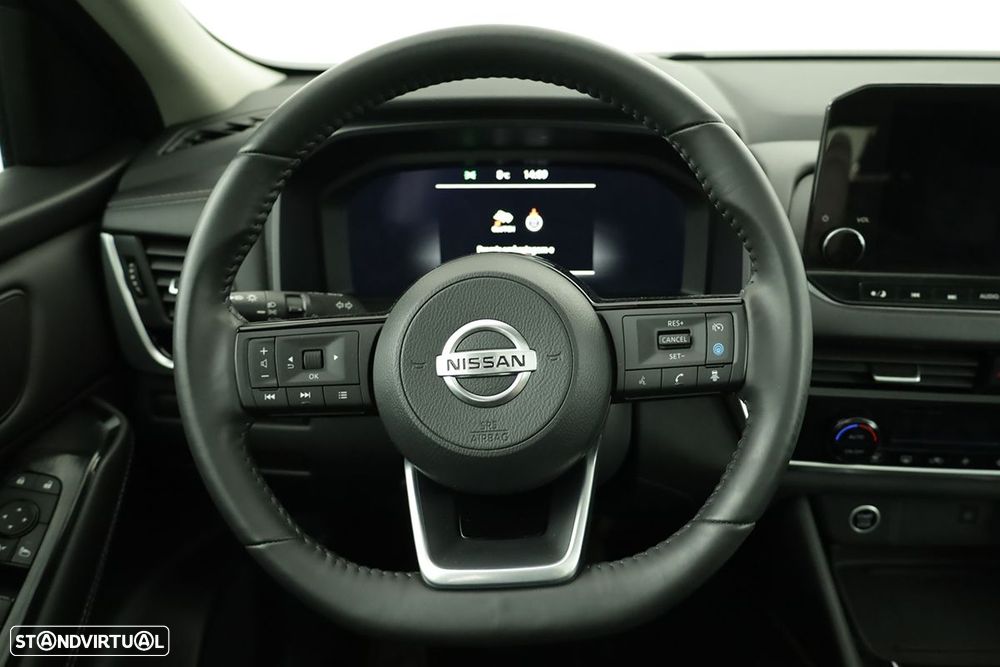 Nissan Qashqai 1.3 DIG-T Premiere Edition - 15