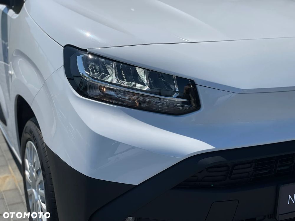 Toyota Proace City - 7