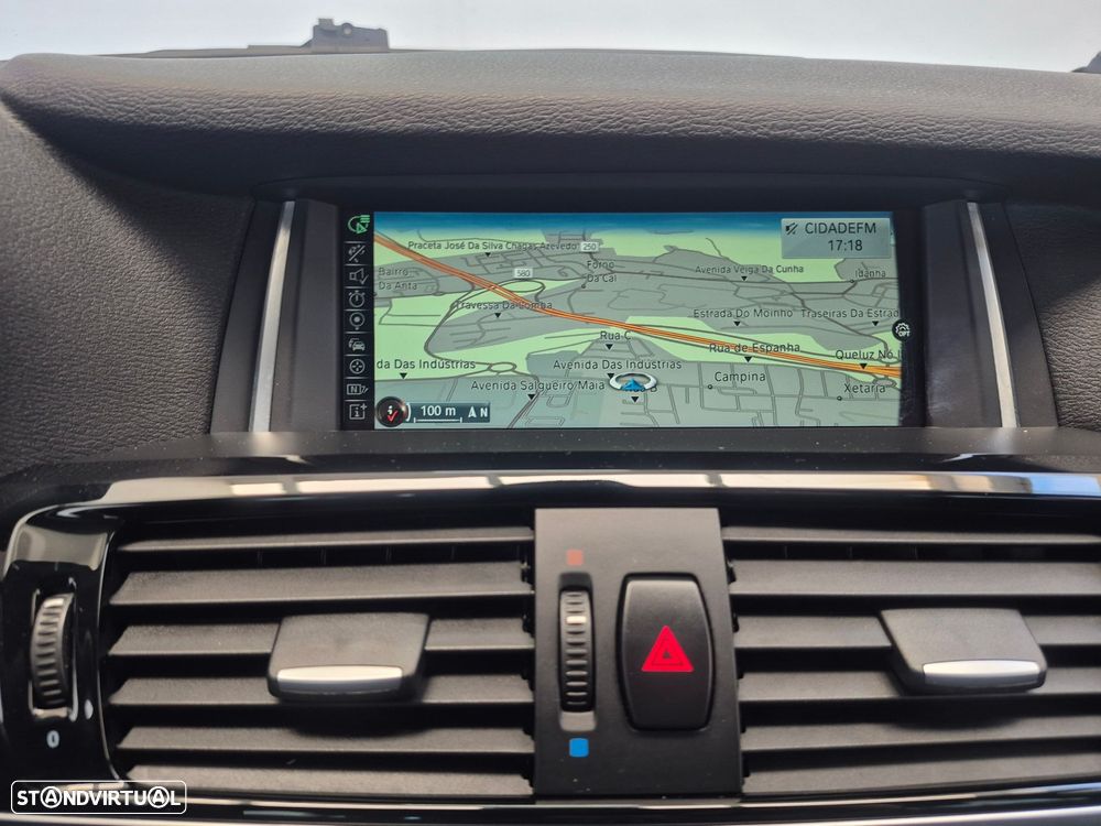 BMW X3 20 d xDrive xLine Auto — fotografia 15