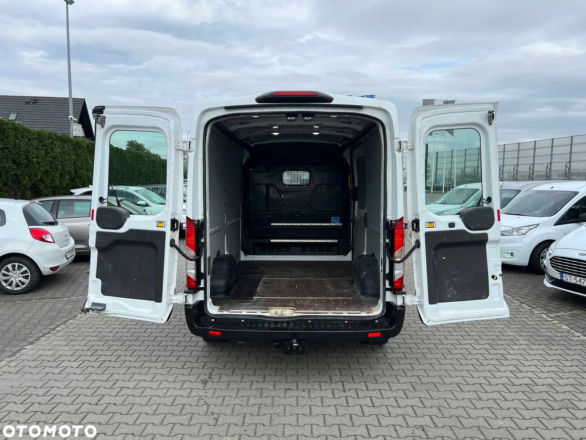 Ford Transit - 15