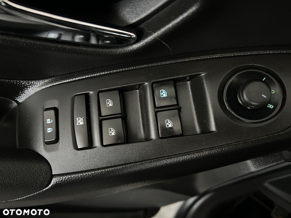 Chevrolet Trax 1.4 T LS - 18