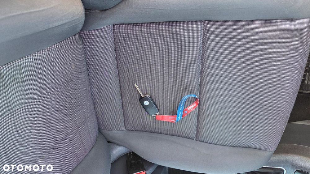 Volkswagen Golf Plus 2.0 TDI Comfortline - 28