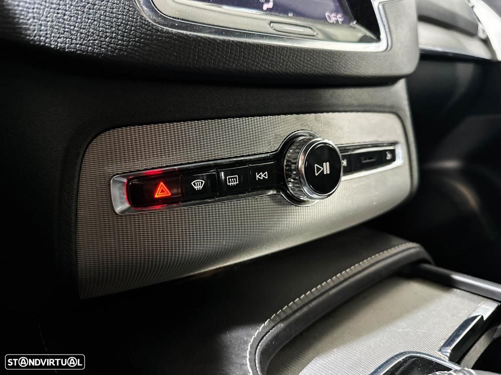 Volvo XC 90 2.0 D4 R-Design - 40