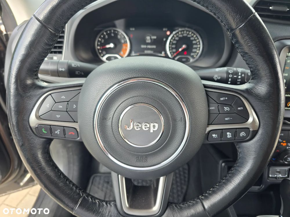 Jeep Renegade - 25