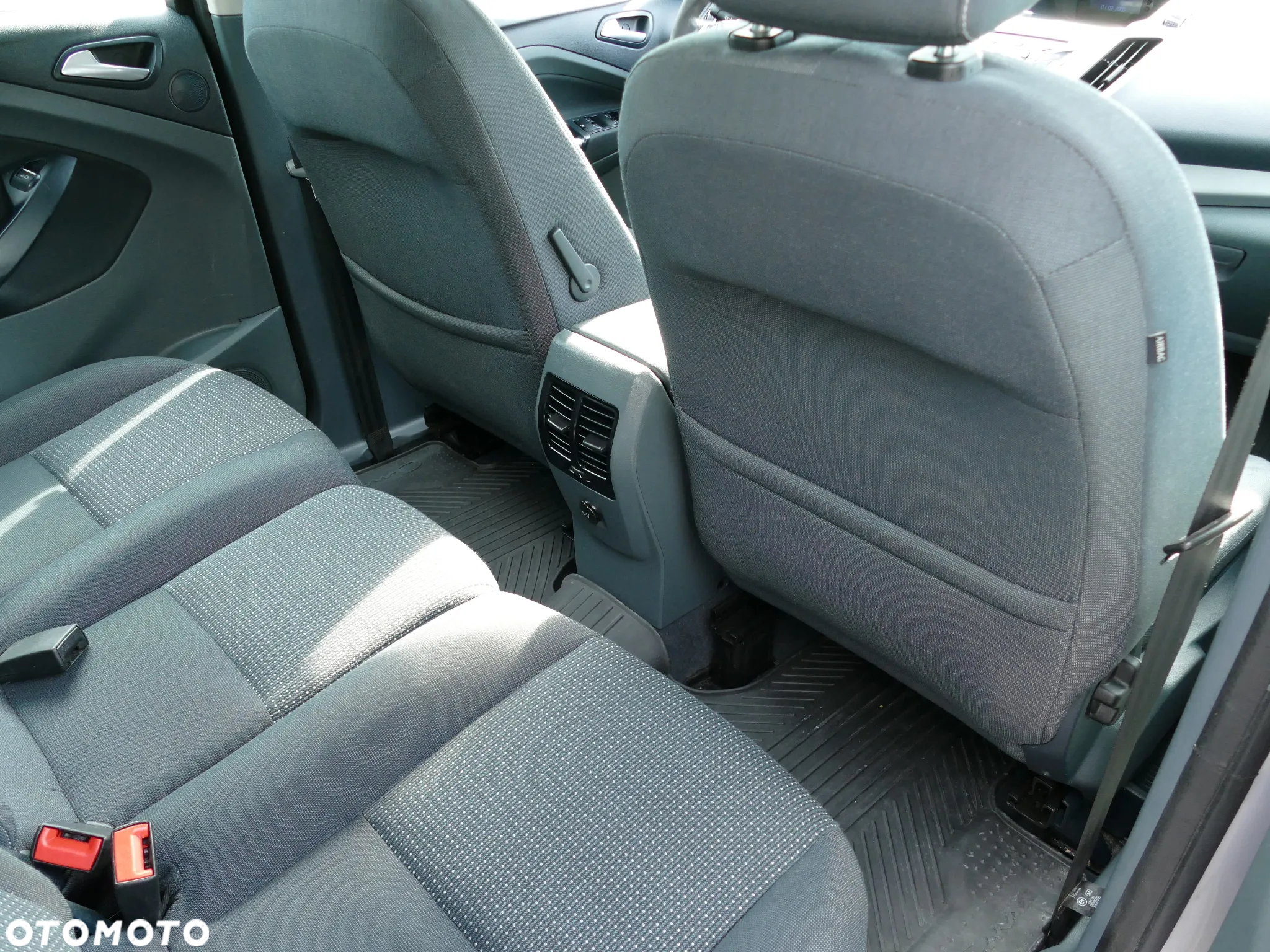 Ford C-MAX 1.6 TDCi Start-Stop-System Business Edition - 13
