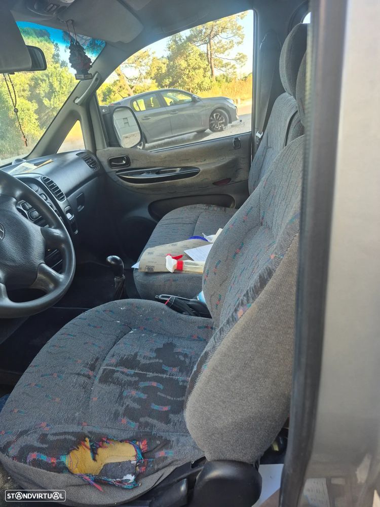 Hyundai H-1 Starex - 5