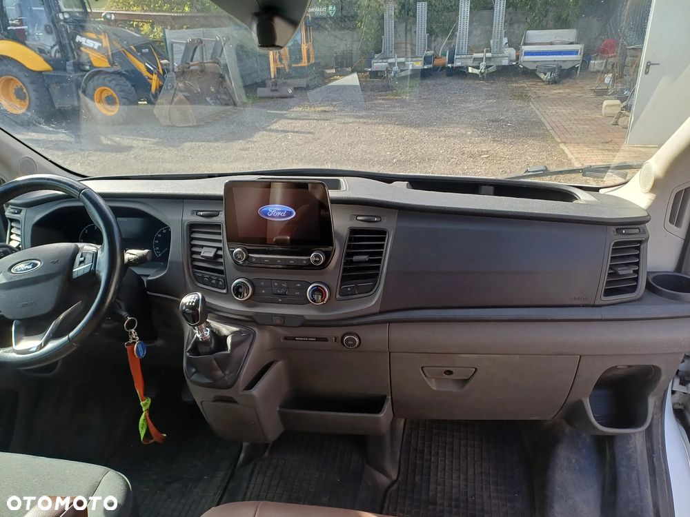 Ford Transit - 9