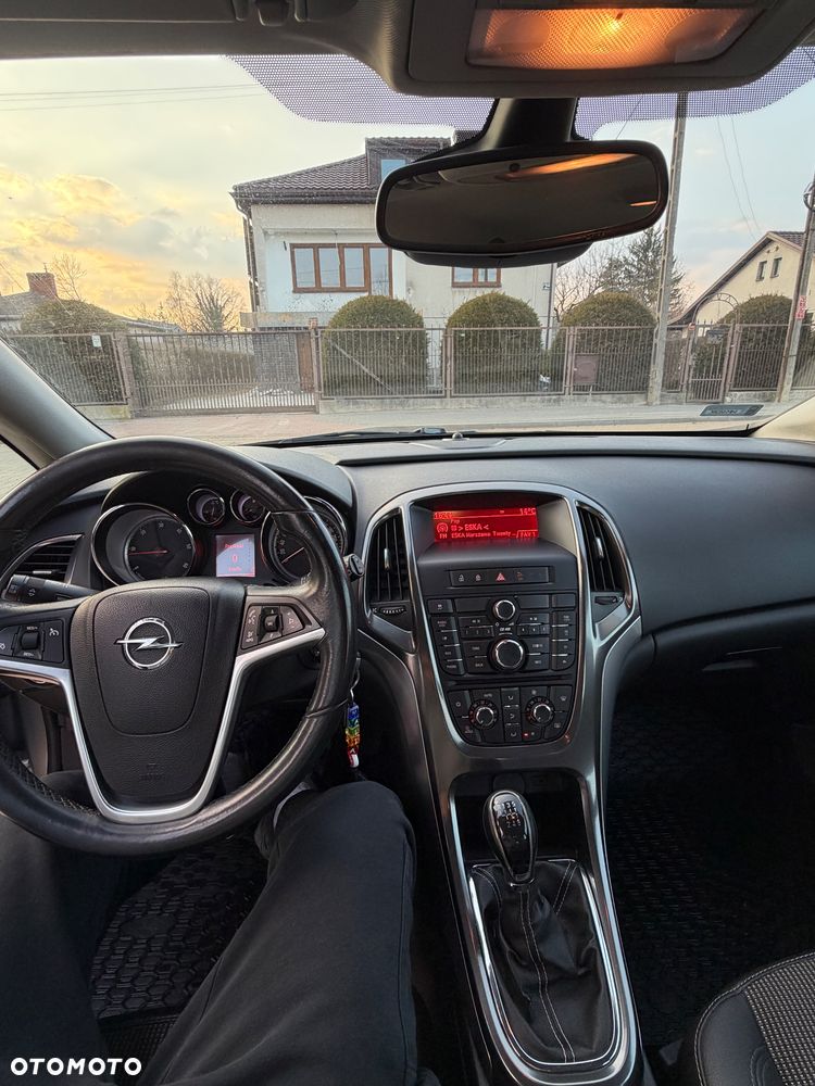 Opel Astra 1.7 CDTI - 12
