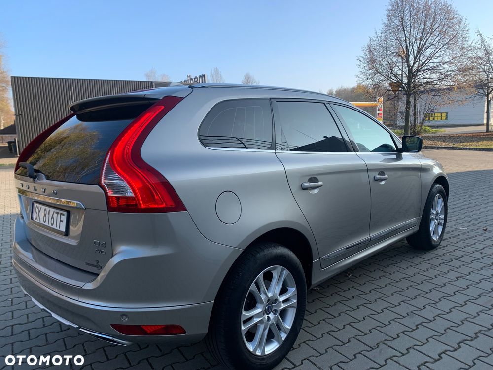 Volvo XC 60 D4 AWD Summum - 4