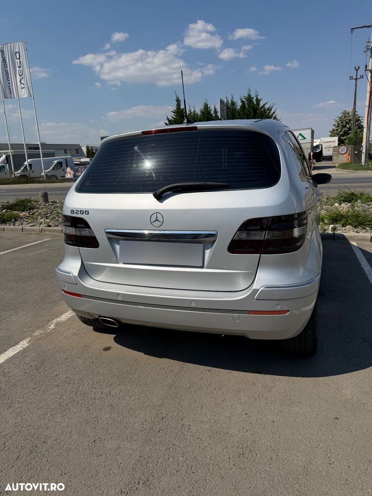 Mercedes-Benz B 200 - 10