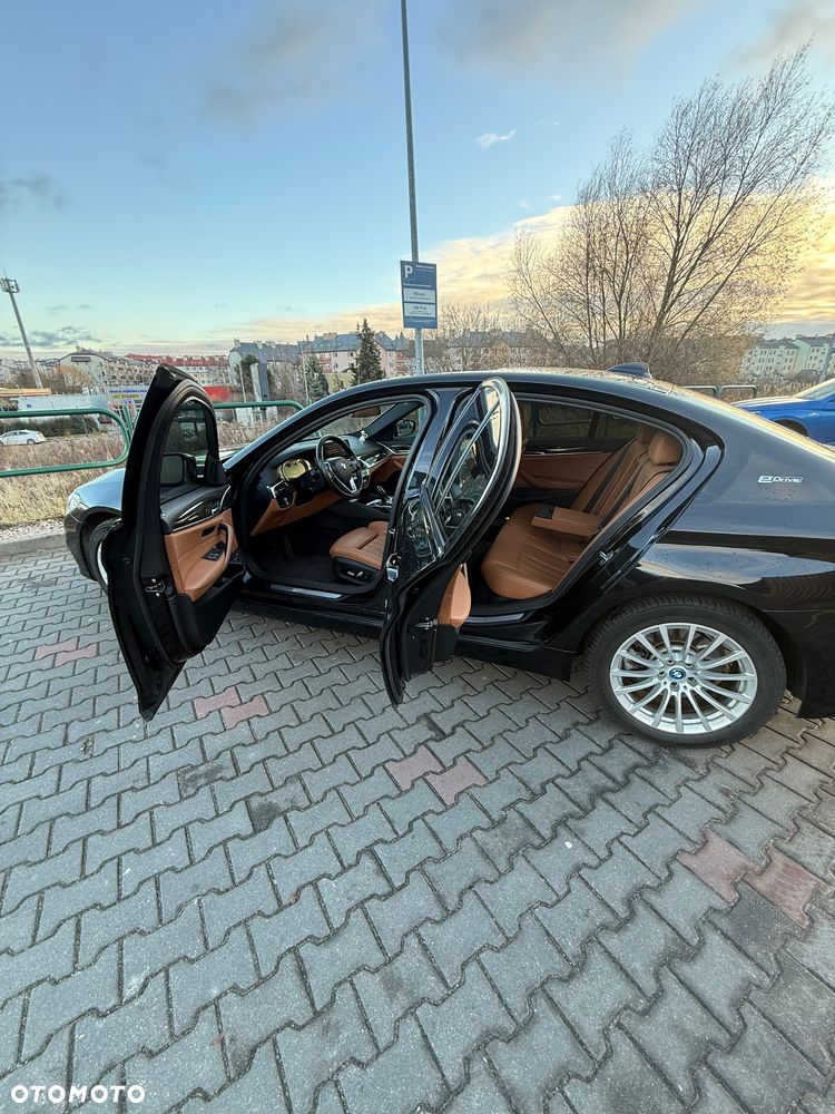 BMW Seria 5 530i mHEV sport - 13