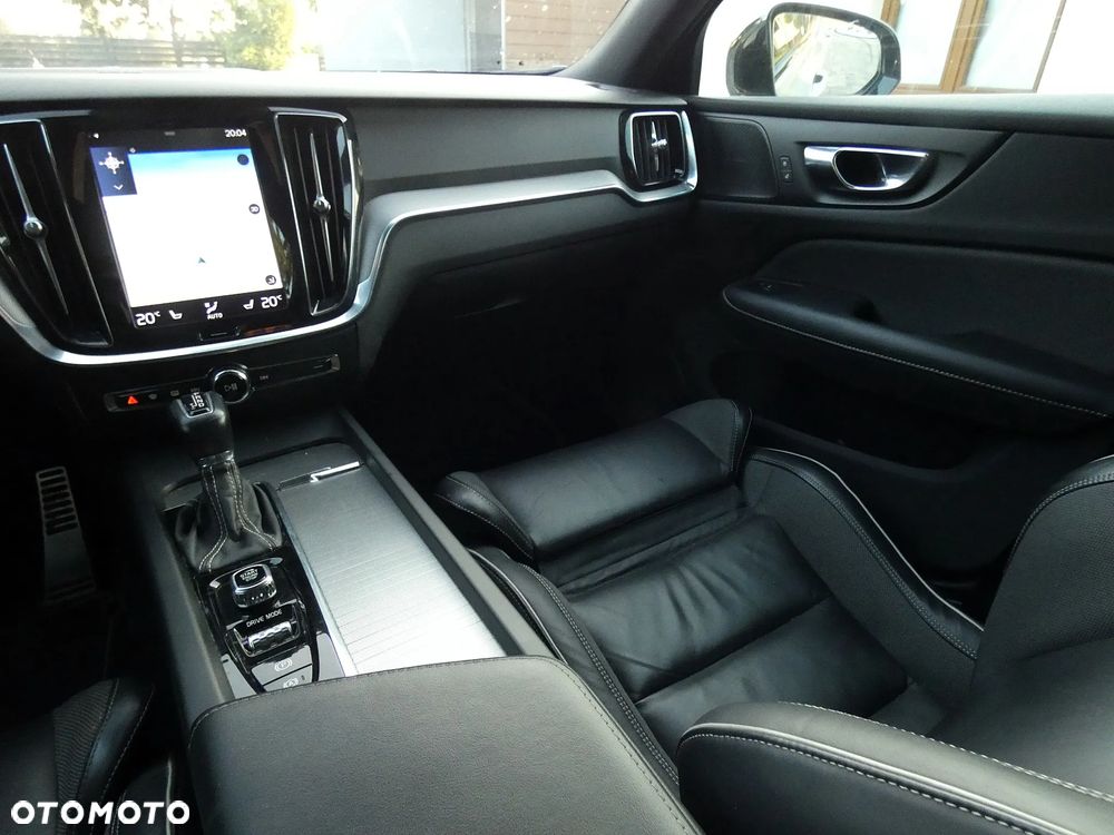 Volvo S60 T5 Drive-E R-Design Summum - 32