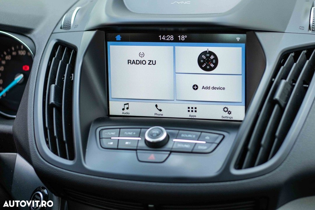 Ford Kuga - 33