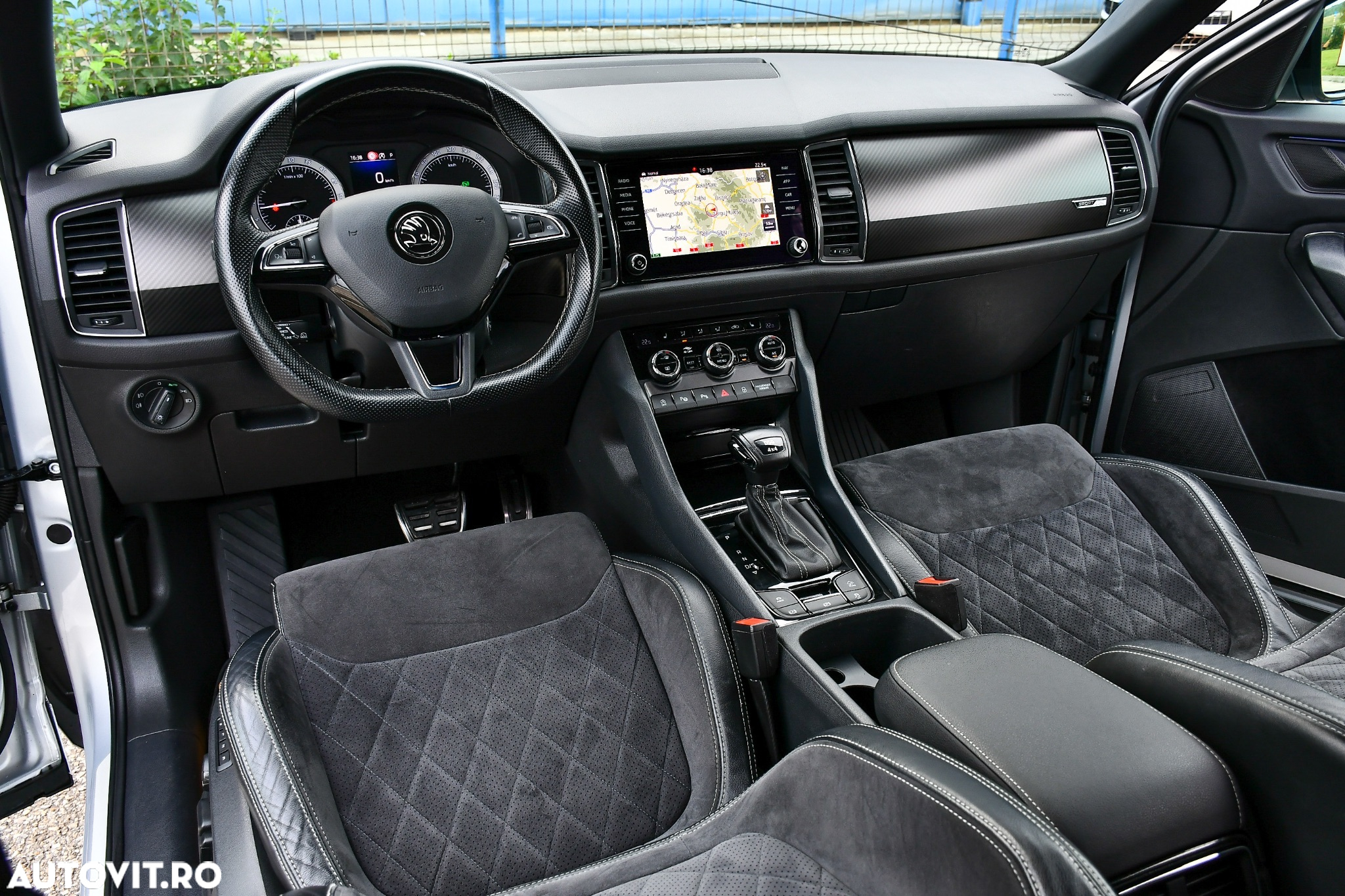 Skoda Kodiaq 2.0 TDI 4X4 DSG Sportline - 6