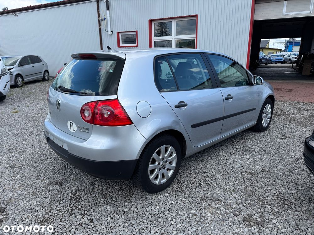 Volkswagen Golf 2.0 FSI 4Motion Comfortline - 3