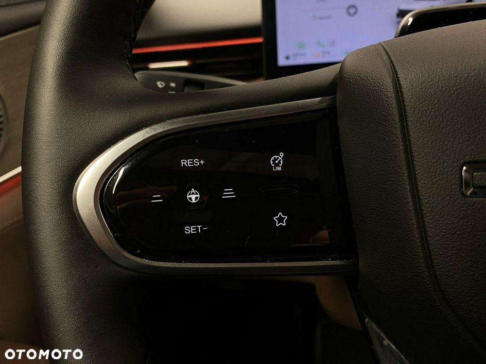 Chery Tiggo 8 1.5 T-GDI Super Hybrid Prestige DCT - 24