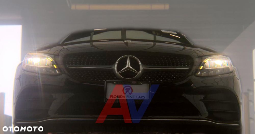Mercedes-Benz Klasa C 300 4MATIC 9G-TRONIC - 4