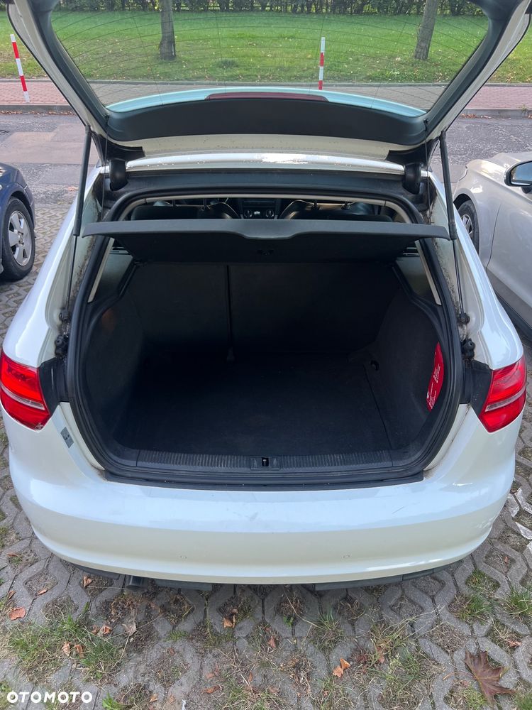 Audi A3 Sportback - 4