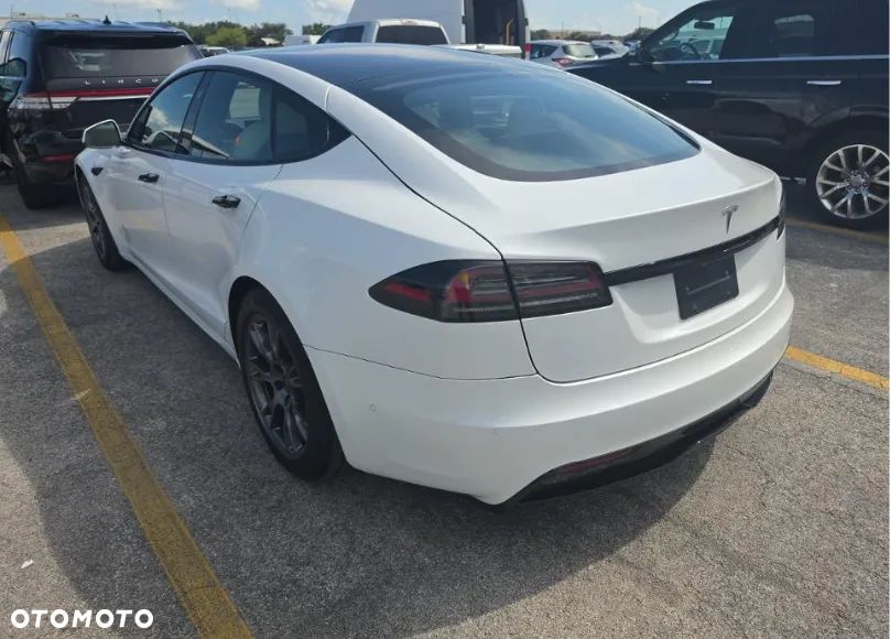 Tesla Model S AWD - 5