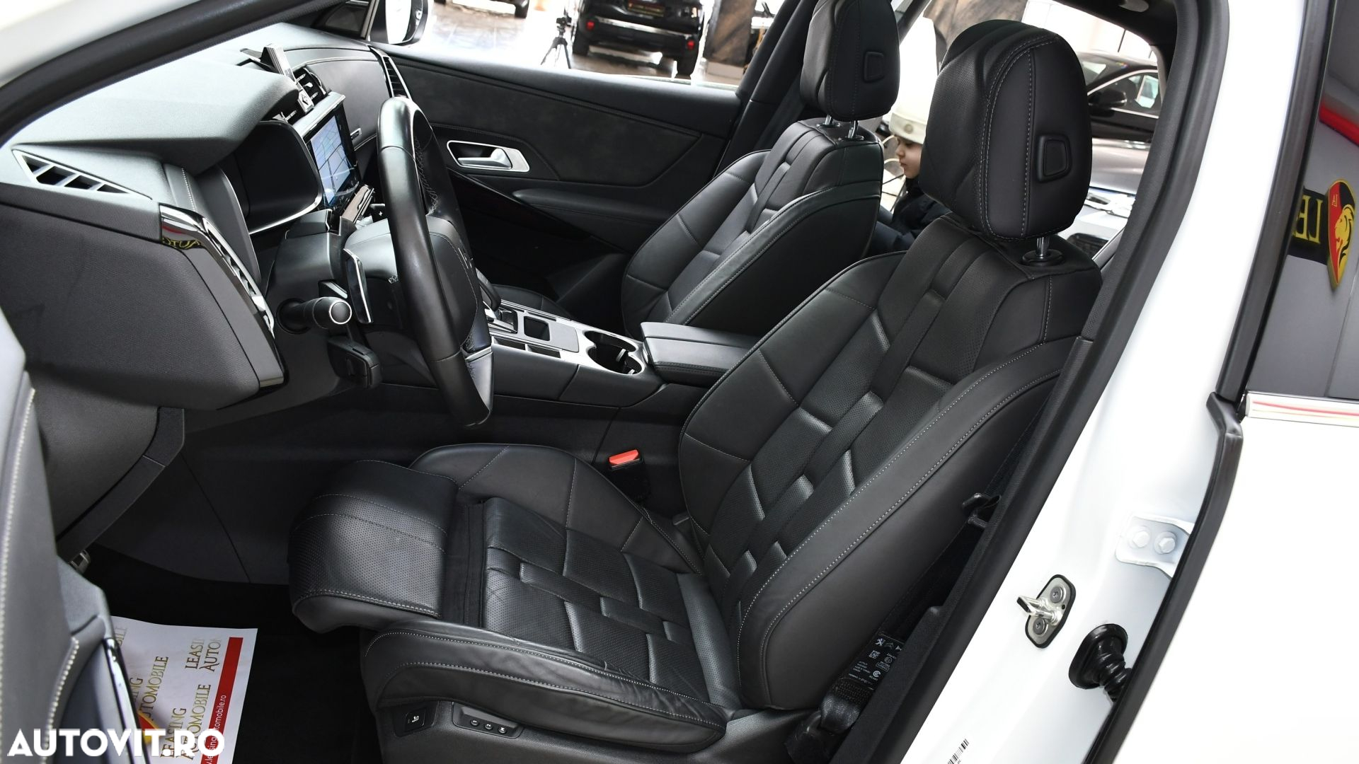DS Automobiles DS 7 Crossback DS7 1.6 PHeV AWD 300 EAT8 OPERA - 11